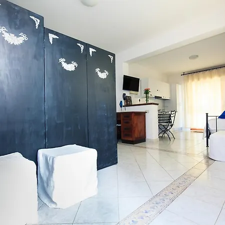Domus Socolatae Apartments&Suites *