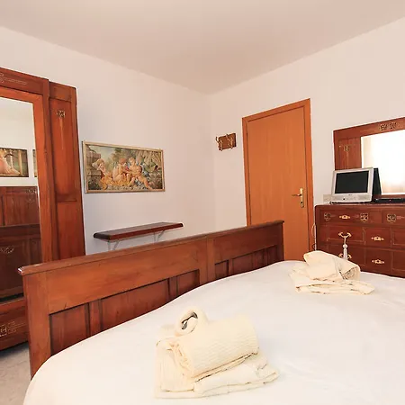 Domus Socolatae Apartments&Suites * Follonica
