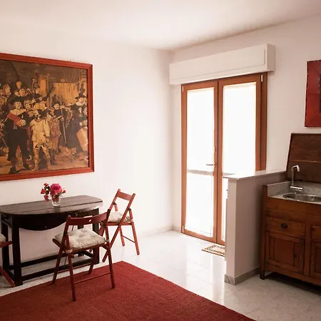 Guest house Domus Socolatae Apartments&Suites Follonica